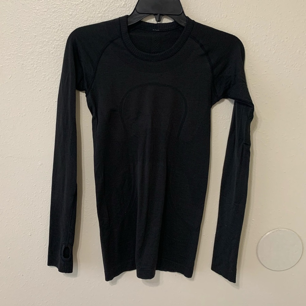 Swiftly Tech Long Sleeve Shirt